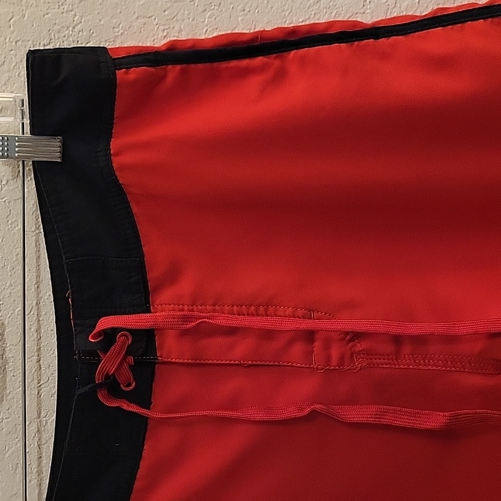 Hot Topic Swimming Trunks - Red - Medium - Picture 3 of 15